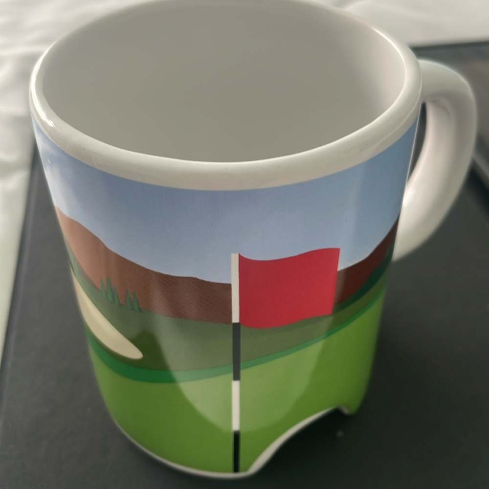 10 ounce ceramic mug – Golf motif